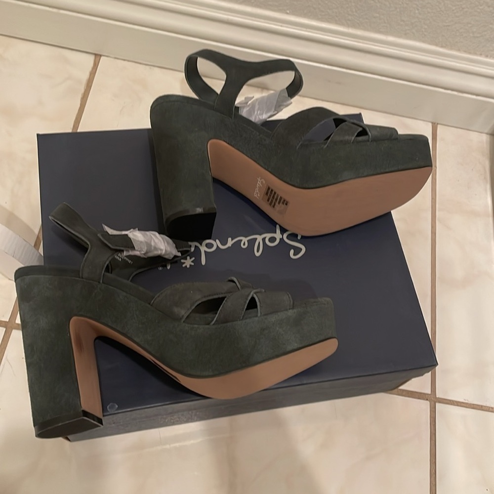 NWT SPLENDID PIPER SUEDE PLATFORM SANDAL IN BLACK Women’s 6.5​​​​​​ - Picture 8 of 9